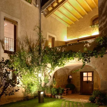 Villa Luxuriously Restored Near Girona In The Heart Of Catalunya Sant Gregori
